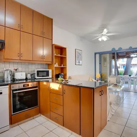 Ammos 20 Side Seaview * לרנקה