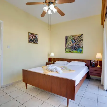 Ammos 20 Side Seaview