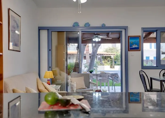 Ammos 20 Side Seaview בית נופש לרנקה