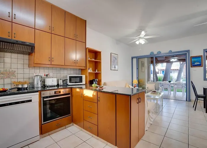 Ammos 20 Side Seaview * לרנקה