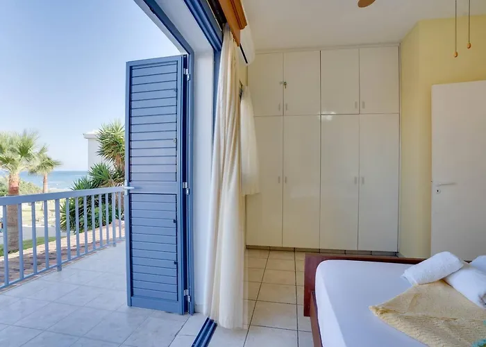 בית נופש Ammos 20 Side Seaview *