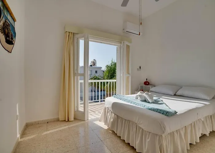 Ammos 20 Side Seaview *